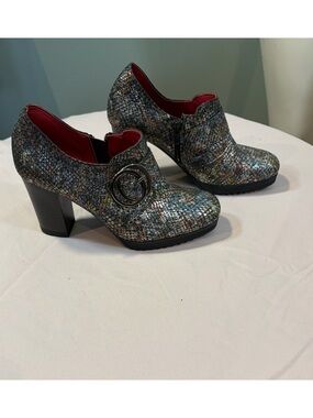 Jose Saenz Women's Multi-Color Textured Block Heel Booties